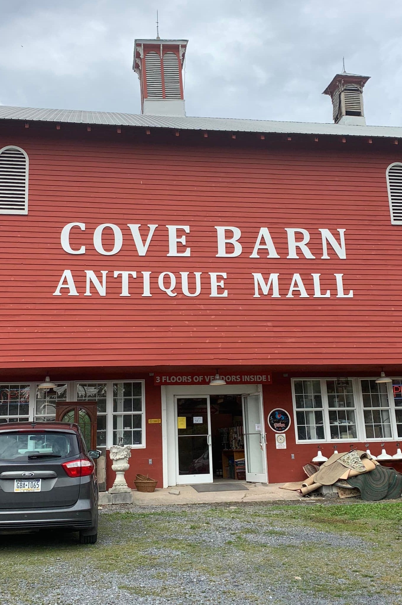 Vintage shopping at Cove Barn LLC in Duncannon, PA